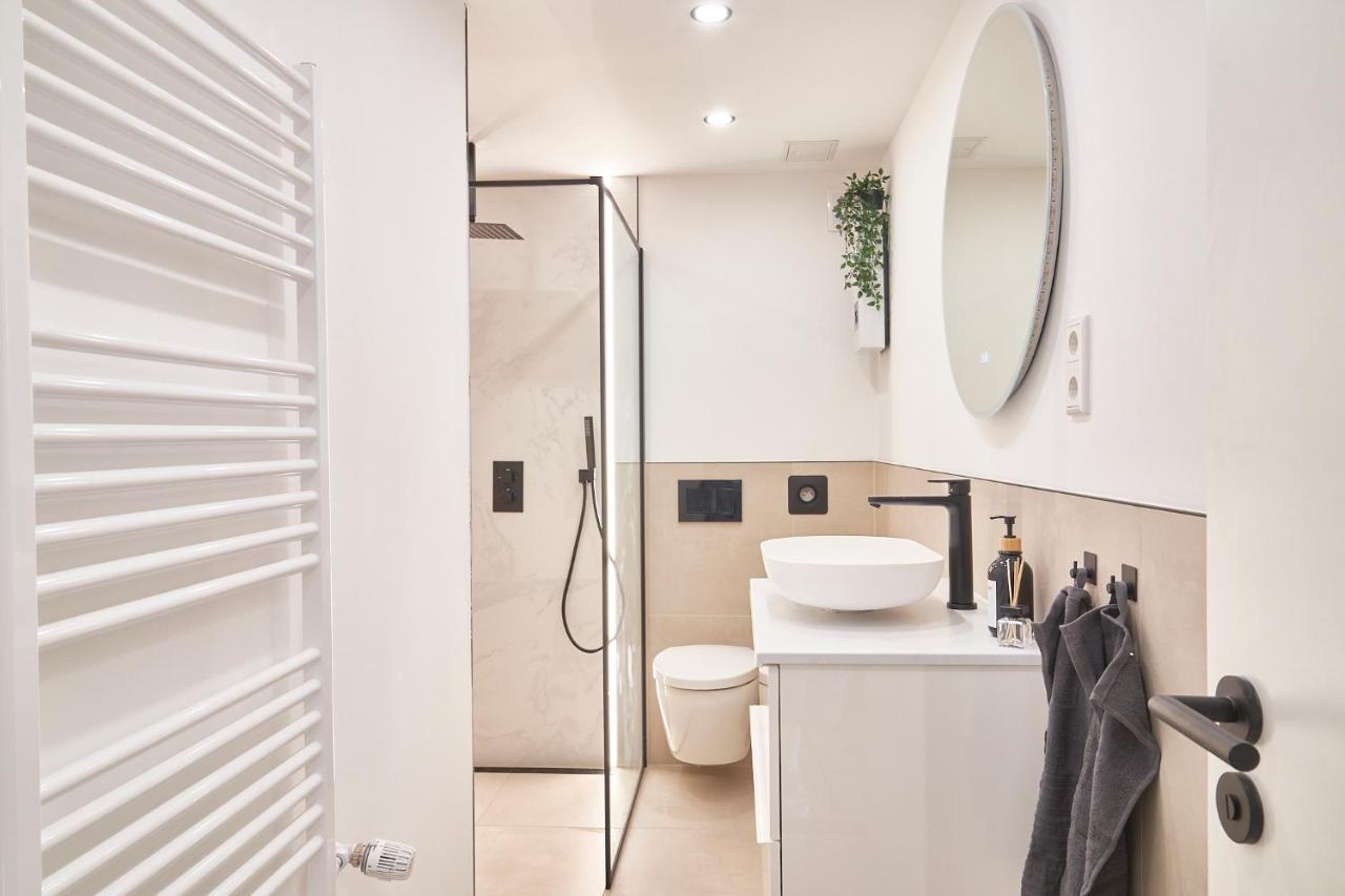 Cozy Balcony Apartment In Essen-Kupferdreh Bagian luar foto