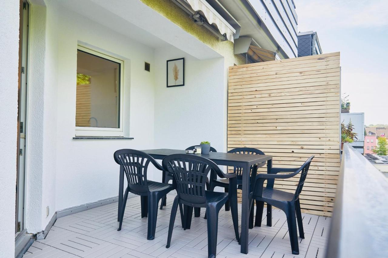 Cozy Balcony Apartment In Essen-Kupferdreh Bagian luar foto